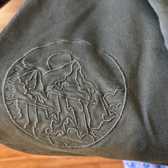 Brand new Mens Medium Dark Green Cargo Pants could make into shorts. - Picture 6 of 6